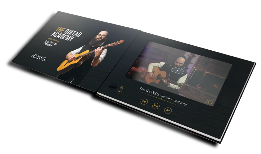 The DAASS Pad: the guitar academy guidebook with its built-in video screen